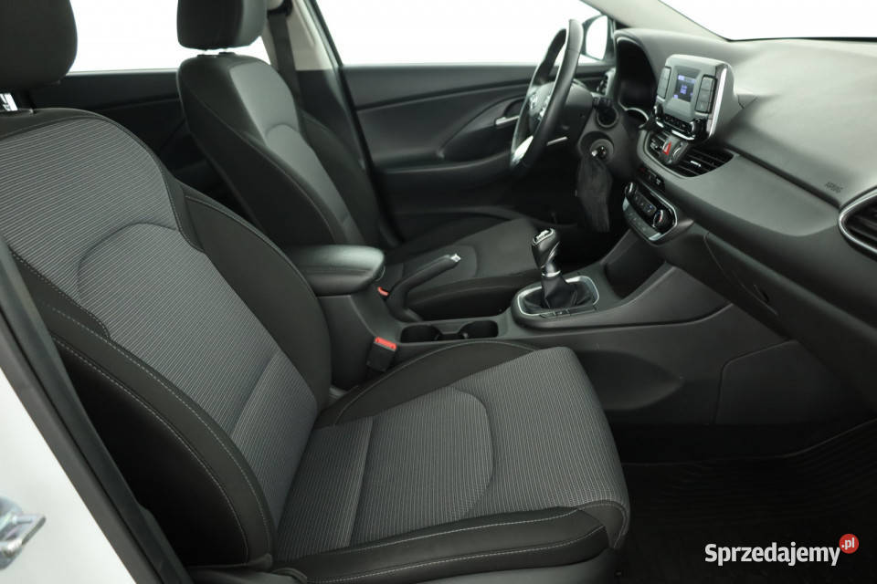 Hyundai i30 16 CRDi światła przeciwmgielne mazowieckie Piaseczno sprzedam