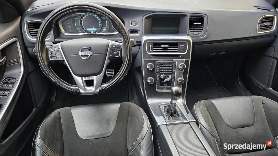 Volvo S60 16T T3 150 RDesign SUMMUM Hak Lifcie podkarpackie Zarszyn