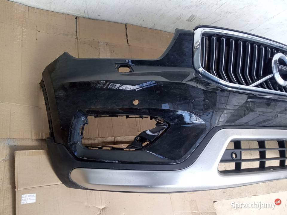 VOLVO XC40 inscription 17 18 ZDERZAK PRZÓD