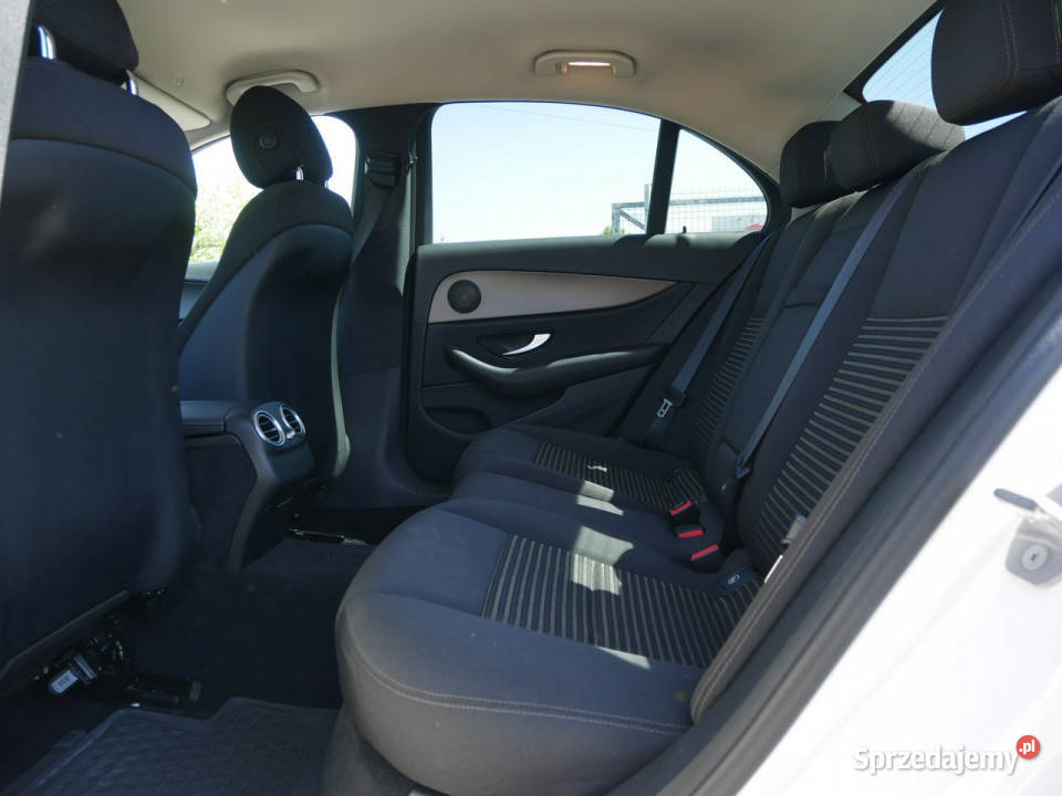 Mercedes E 220 20D 220D 194 Eu6 Sedan Automat Goczałkowice-Zdrój