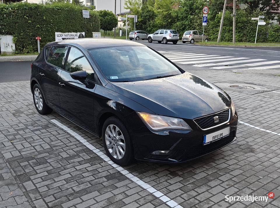 Seat Leon 12 TSI 105 idealny Zamiana Hatchback Mosina