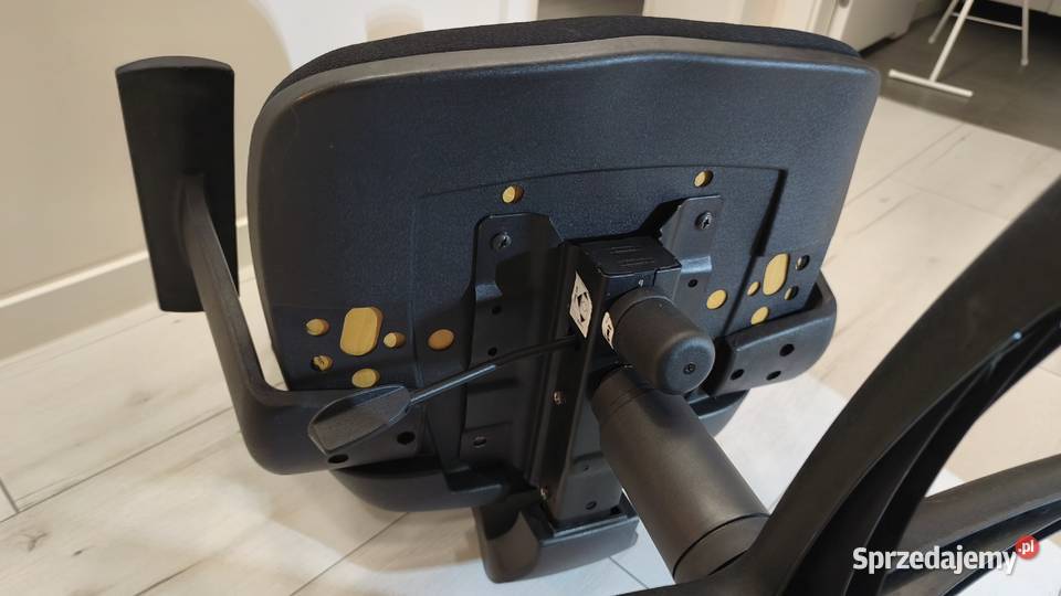 3 Ergonomiczne krzesło biurowe Nowy Styl Master Białystok sprzedam