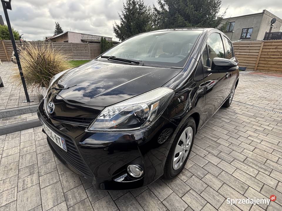 Yaris 15 hybryda automat led navi autoklim Ryczywół sprzedam