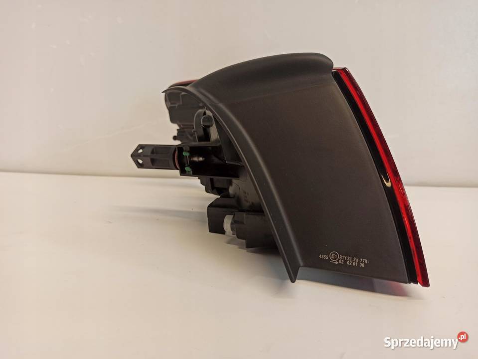 AUDI A3 8V HATCHBACK LAMPA PRAWY TYŁ 8V3945070 dolnośląskie