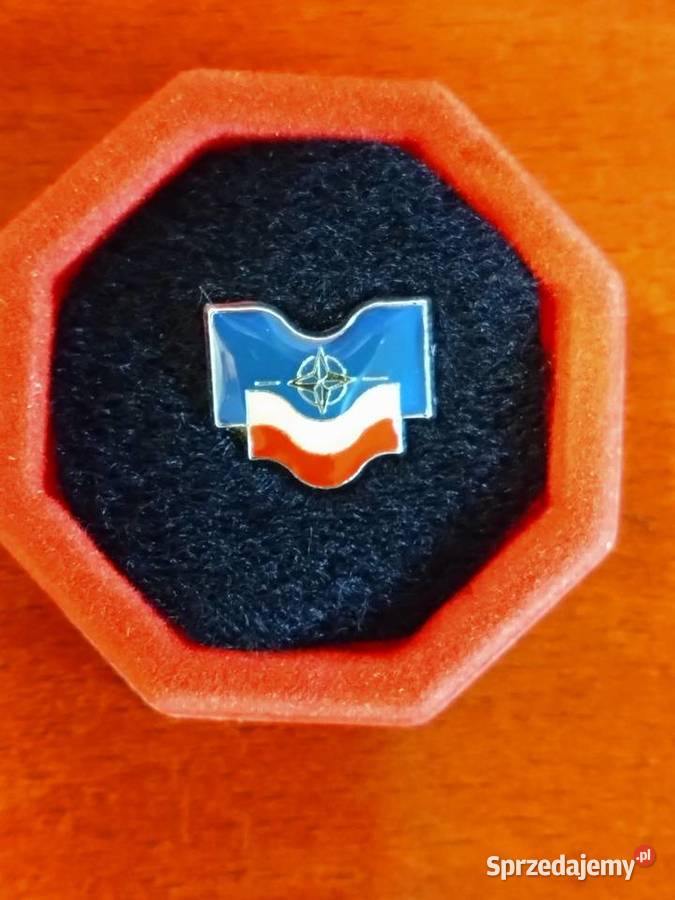 PIN flagi Polska NATO mazowieckie Warszawa