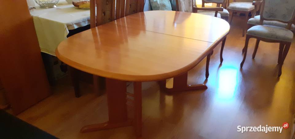 Stół z krzesłami w stylu Ludwikowskim kujawsko-pomorskie Chełmno