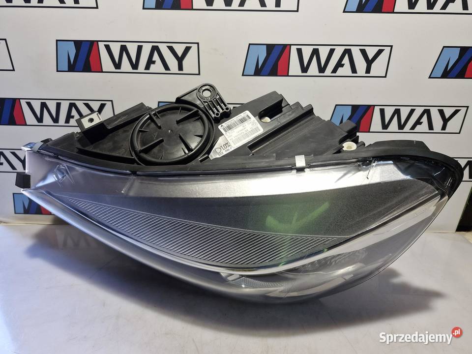 7422573 BMW F45 F46 LAMPA REFLEKTOR PRZEDNIA