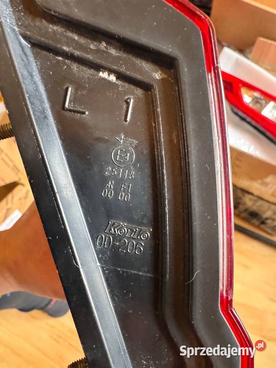 Lampa lewy tył w klapę Yaris III POLIFT 1420 małopolskie Brzesko