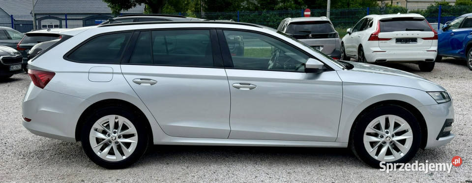 koda Octavia Salon LEDNaviPDCSerwisGwarancja IV ASR (kontrola trakcji) Kamienna Góra sprzedam