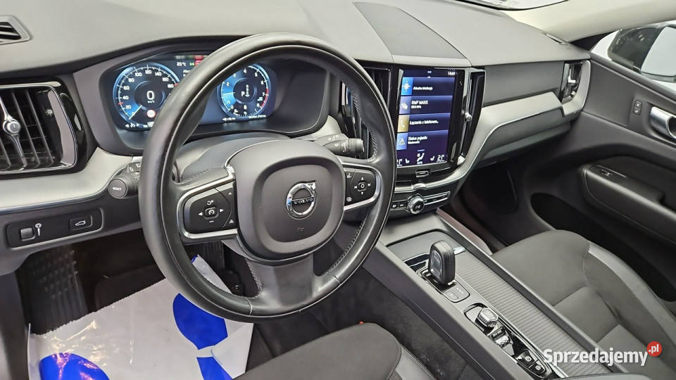 Volvo XC 60 B4 B Momentum Pro aut Z Polskiego