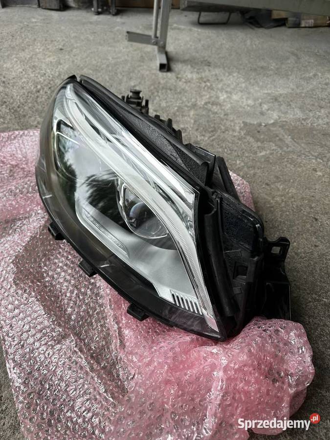LAMPA PRAWA PRZÓD MERCEDES GLE 166 292 FULL LED