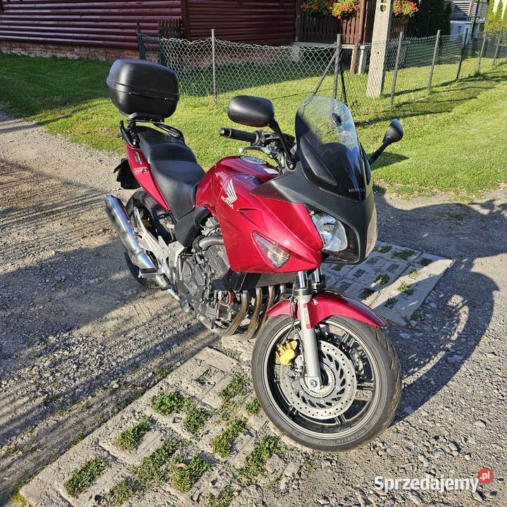 Honda CBF 600 rocznik 2006 zadbany pewny i 56600km Zwiartów sprzedam