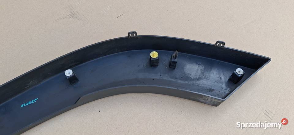 VOLVO FH4 LISTWA NAKŁADKA NADKOLA PRAWA BANAN Bieleń