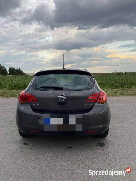 Sprzedam Opla Astra J Rzeszów