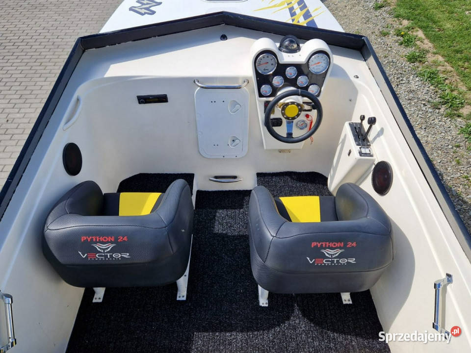 łodzie motorowe 299 Python Vector Motorówka Rok produkcji 1990 Strobice sprzedam