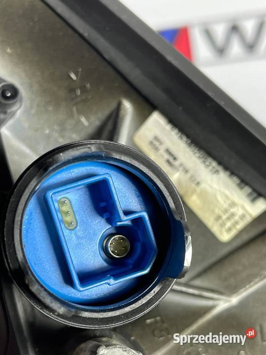 BMW F10 F11 LUSTERKO PRAWE 3PIN 7 PIN KAMERA osobowe