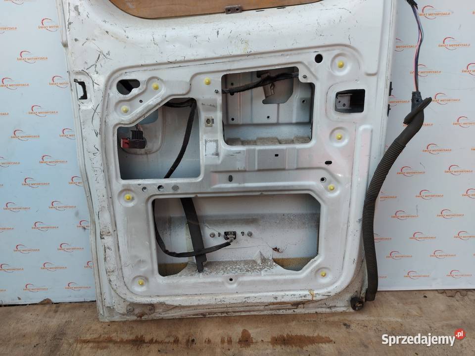 OPEL VIVARO B 6S 16r drzwi lewe tył 100 mikronów osobowe Kielce sprzedam