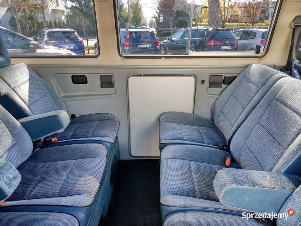 Volkswagen T3 Caravelle niebieskie wnętrze ośmiu światła LED Łódź