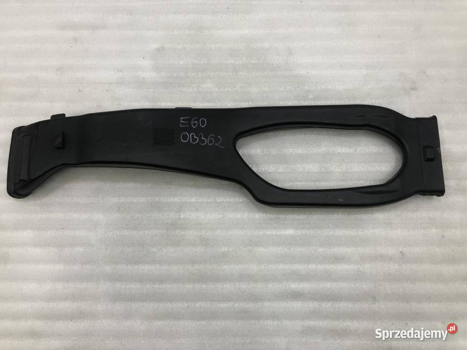KANAŁ POWIETRZA INTERCOOLERA 7077641 BMW E60 Kierownice powietrza