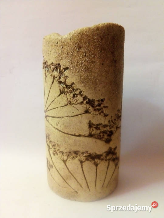 ceramiczny wazon w wytłaczane wzory roślinne Częstochowa