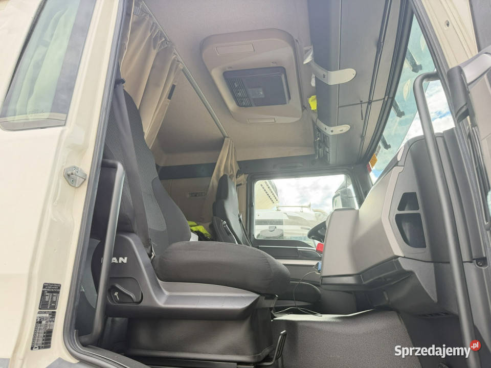 MAN TGS TGS 4x2 26360 chłodnia 21EP sypialny