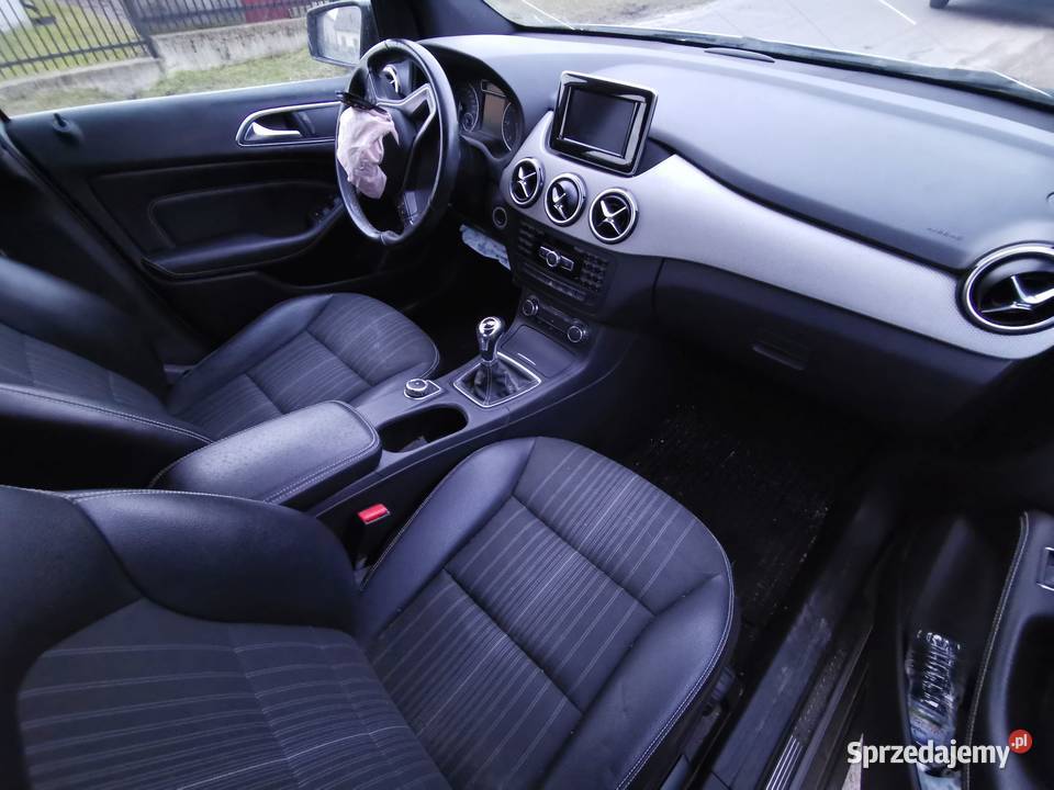 Mercedes B200 2013r 136 koni 195 manual Pakiet sprzedam