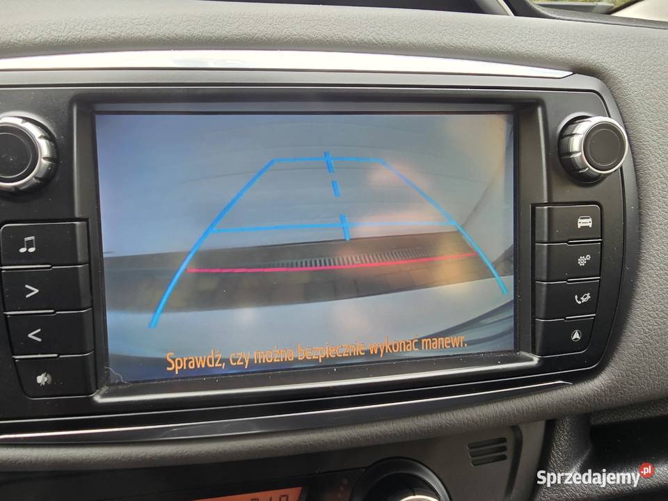 Toyota Yaris 133 VVTi 99 AUTOMAT bogata wersja Karczew