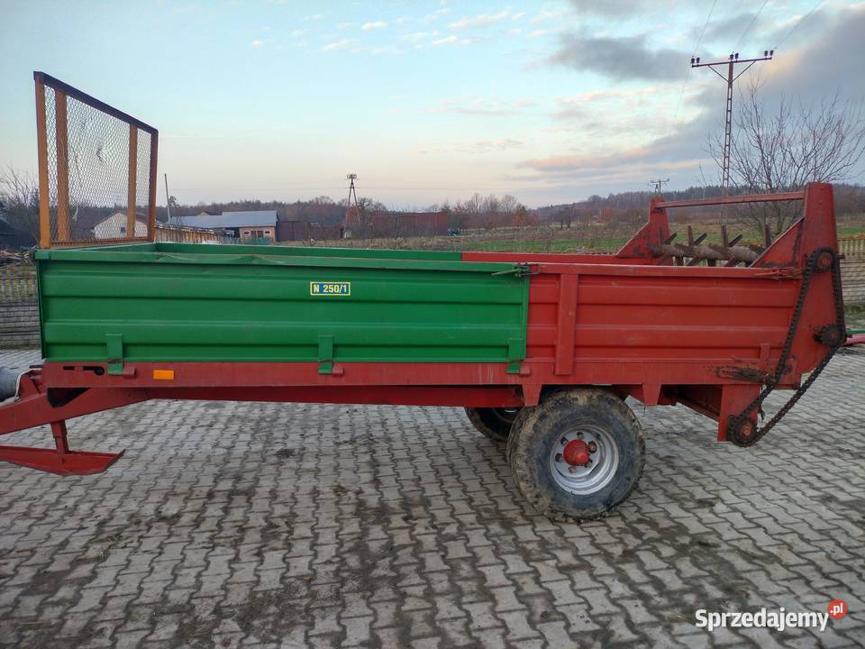 Rozrzutnik obornika 4 tony nieuszkodzony Partynia