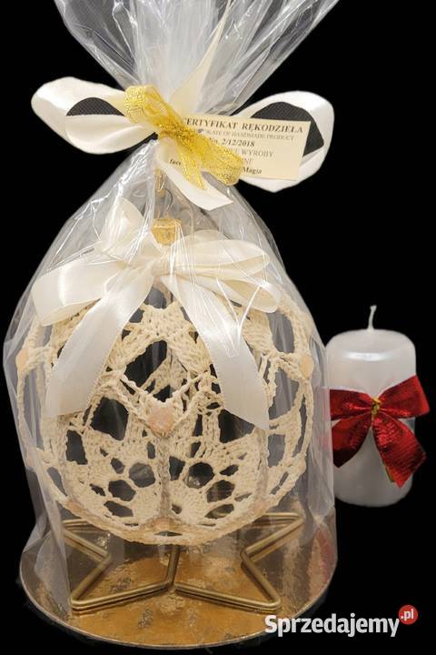 Bombka ręcznie wykonana na stojaku Krzywaczka