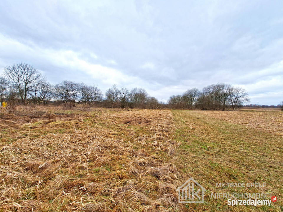 Działka budowlana 1063 a MN media