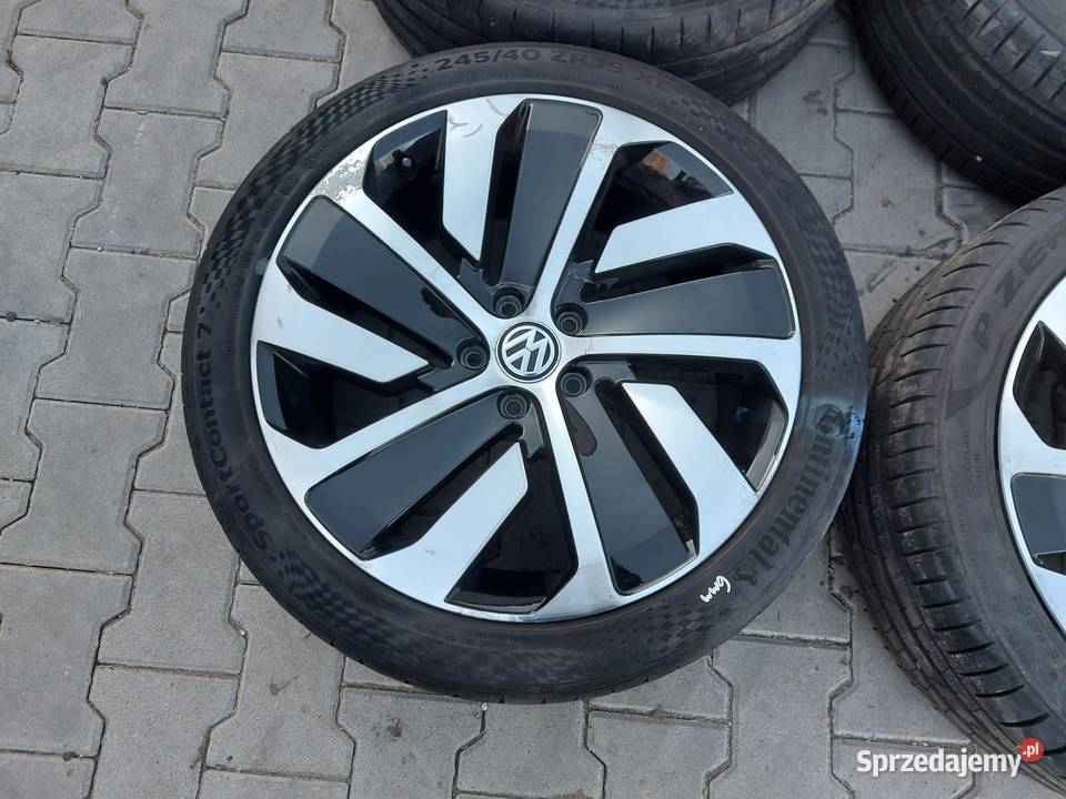 VW Arteon 3G8 2018r KOŁA FELGI OPONY 24540 R19 Samochodowe
