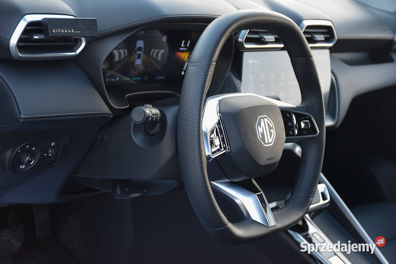 MG ZS Hybrid ZS pomorskie