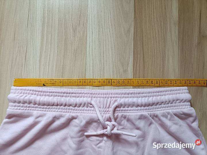 Krótkie różowe spodenki rozmiar S łódzkie Łódź