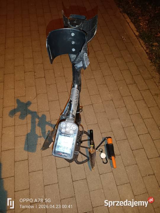 Wykrywacz metali z pointerami łopata krótka i Tarnów