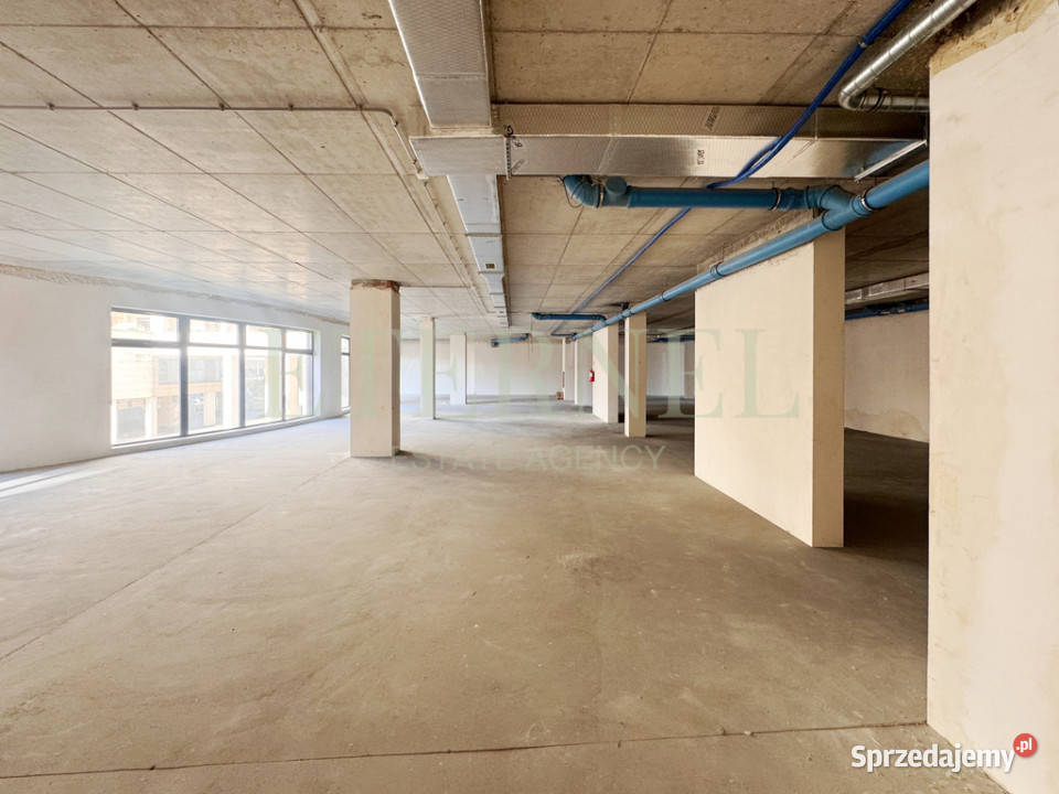 Inwestycyjny lokal z pozwoleniem na mieszkania Kraków