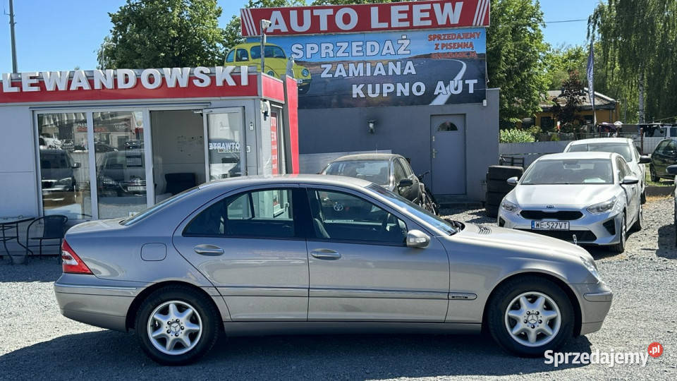 Mercedes C 200 18 Benzyna Moc 163 Automat W203 klimatyzacja Mercedes-Benz Elbląg sprzedam