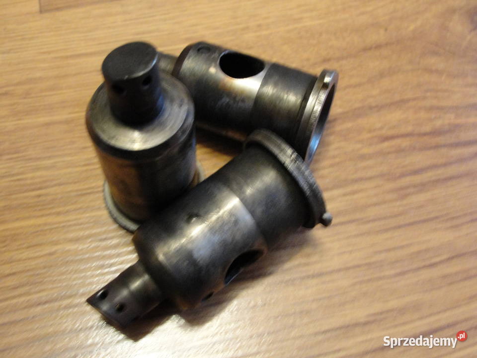 Mercedes W110 190DC 200D Skrzydlak komory