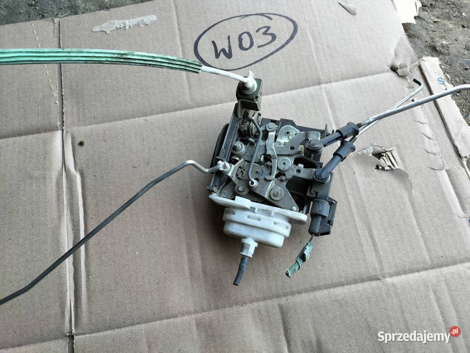 AUDI A38L A3 8L 4D 5D ZAMEK DRZWI PRAWY PRZÓD osobowe Kamień-Kolonia