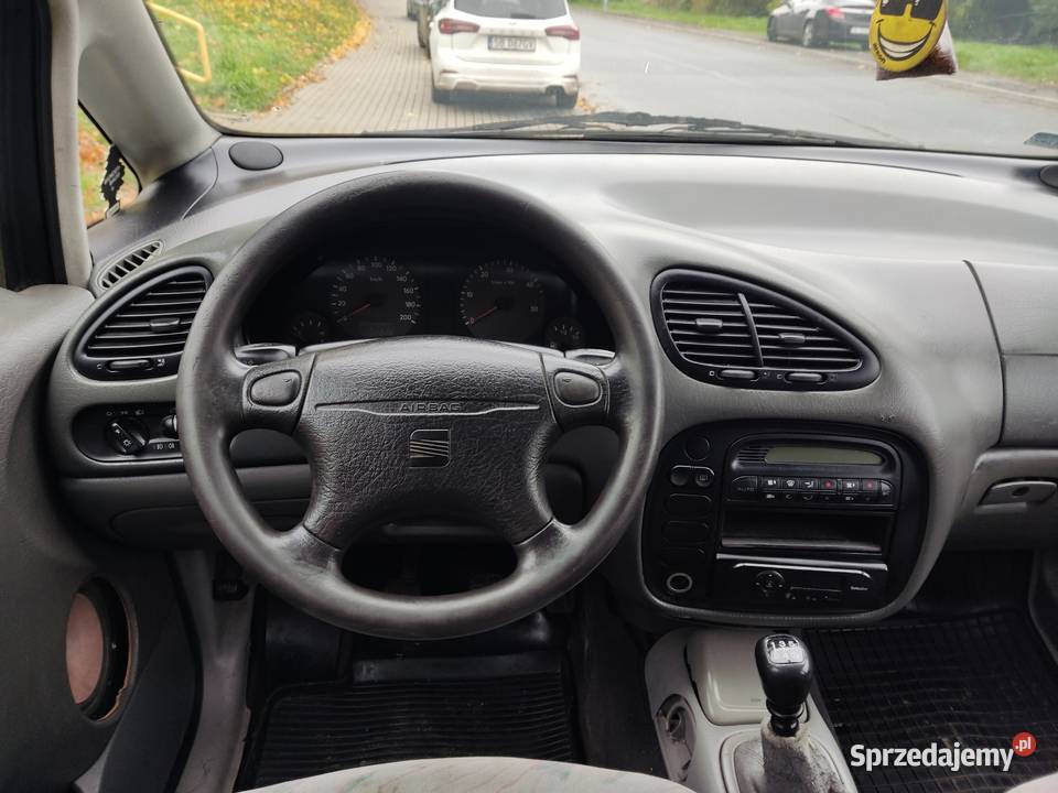 7 osobowa ALHAMBRA 2000 poj 19d zwykła pompa radio Elbląg