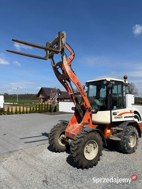 Schaeff SKL824 Ładowarka Kołowa widły Terex Rok produkcji 2004 Koparko ładowarki Złoczew