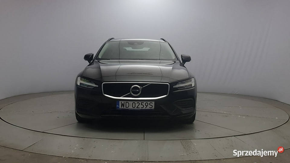 Volvo V60 B4 D Momentum Pro Z Polskiego Salonu sprzedam