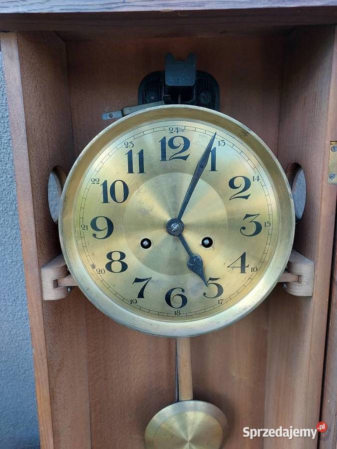 209 Stary zegar ścienny przedwojenny ładny Tczew