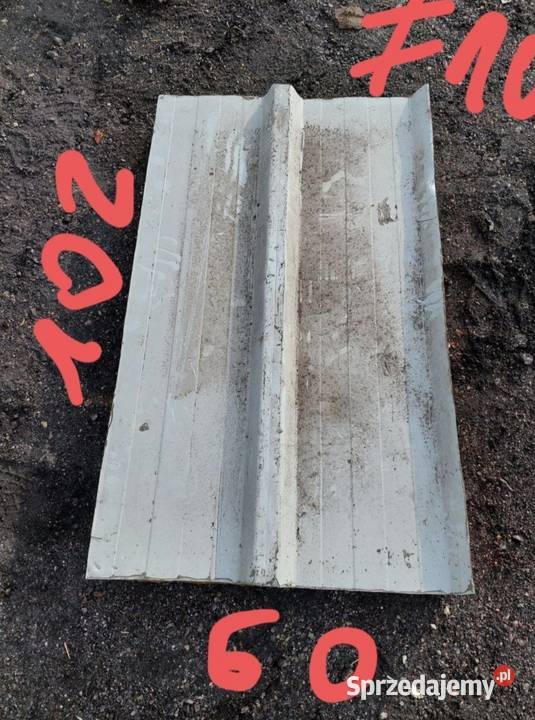 Płyty warstwowa obornicka pozostałości budowlane Niemiecka Wieś