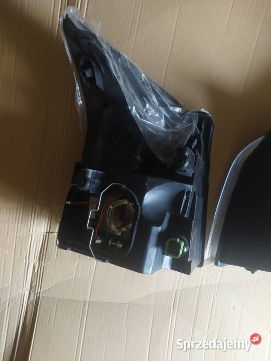 Ford transit 06r mk7 lampa przednia przod prawa Starowa Góra