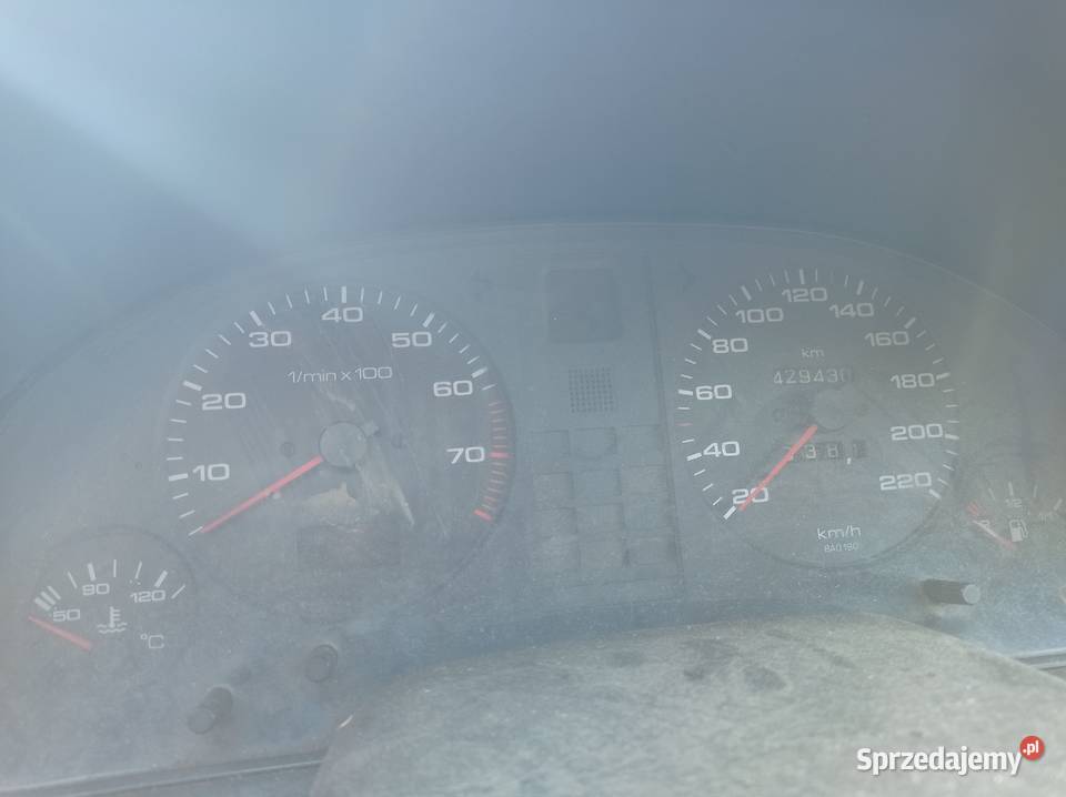 Audi 80 B4 20 85 kW 1993 r dawca części Szklarka Myślniewska