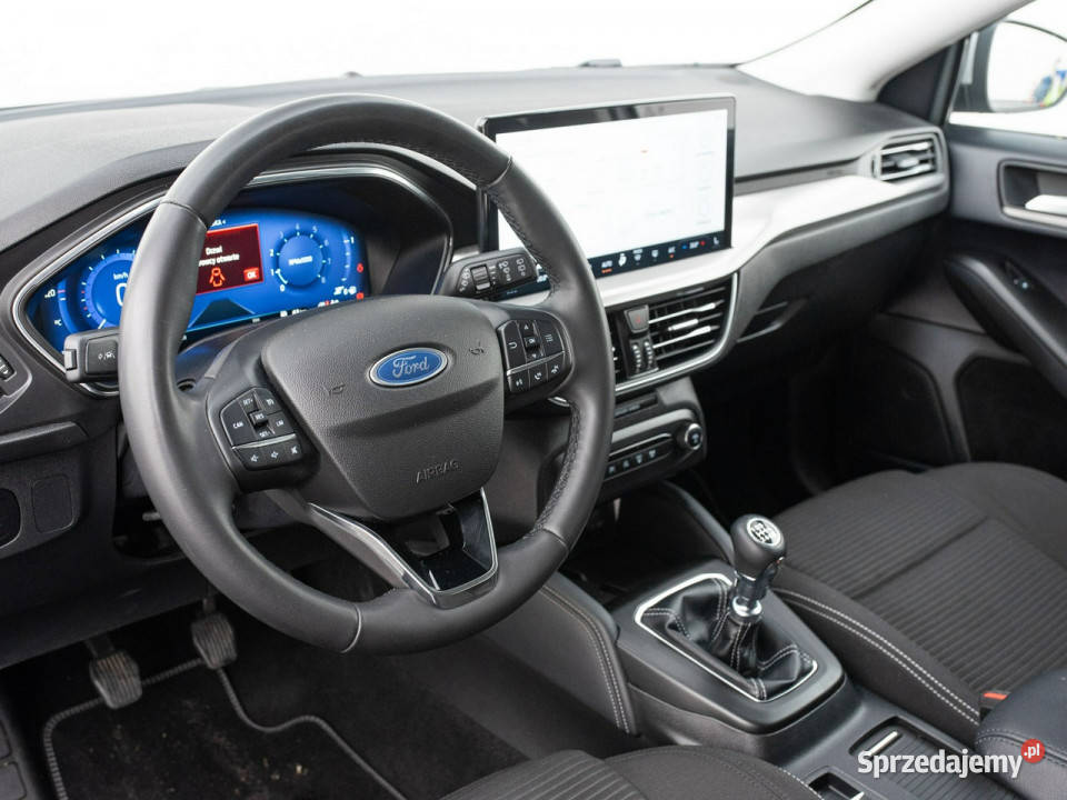 Ford Focus GD3M58710 EcoBoost Titanium X Podgrzf srebrny pomorskie