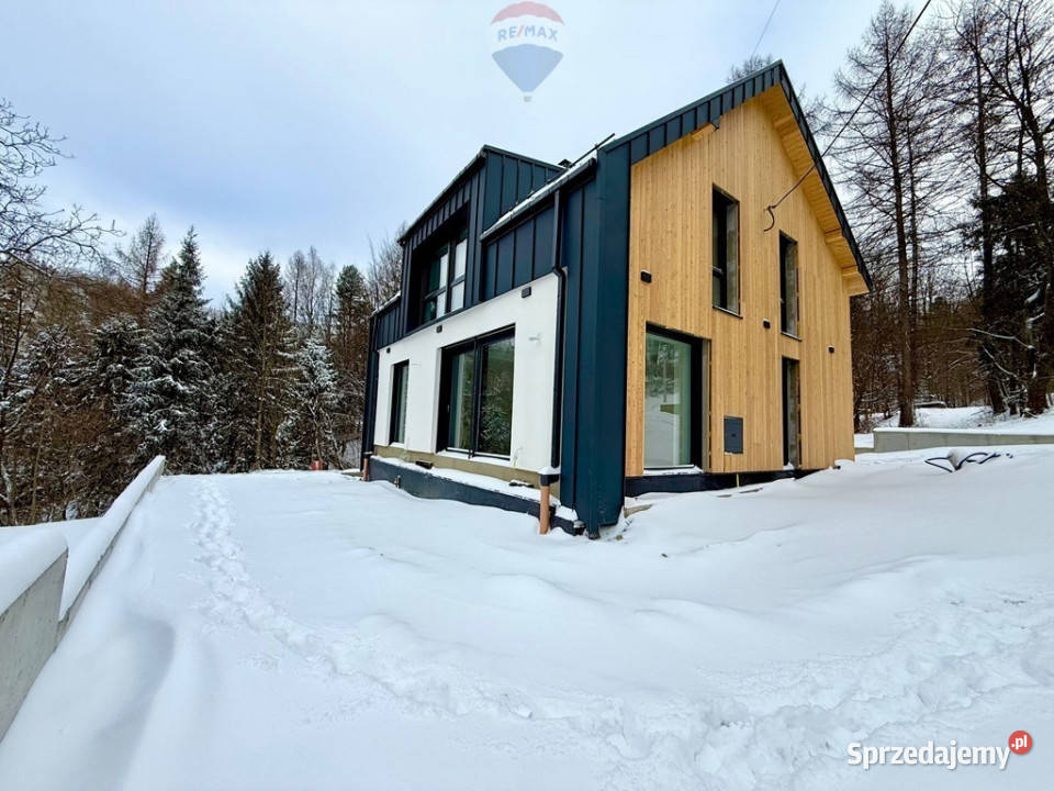 Nowoczesny dom w stylu stodoła w Straconce Bielsko-Biała