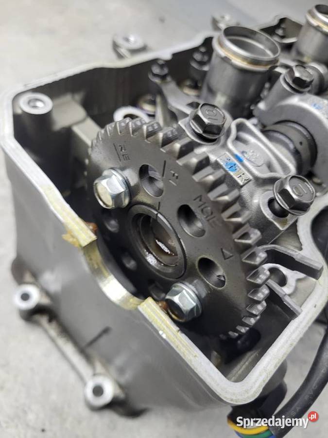 HONDA VFR 1200 F 1017 OEM GŁOWICA ZAWORY WAŁKI wielkopolskie Nowy Tomyśl