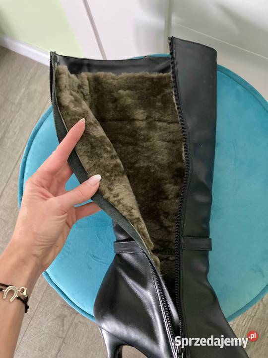 Skórzane polskie czarne kozaki Battex kożuszek podkarpackie