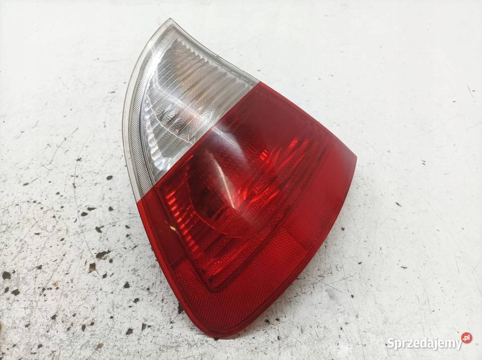 LAMPA TYŁ LEWA TOURING LIFT Bmw Seria 3 IV Rok produkcji 2004